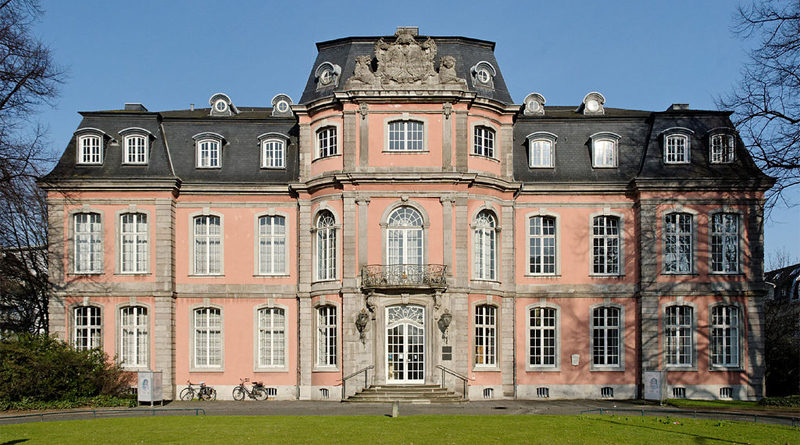 Schloss Jägerhof in Düsseldorf-Pempelfort (2011)